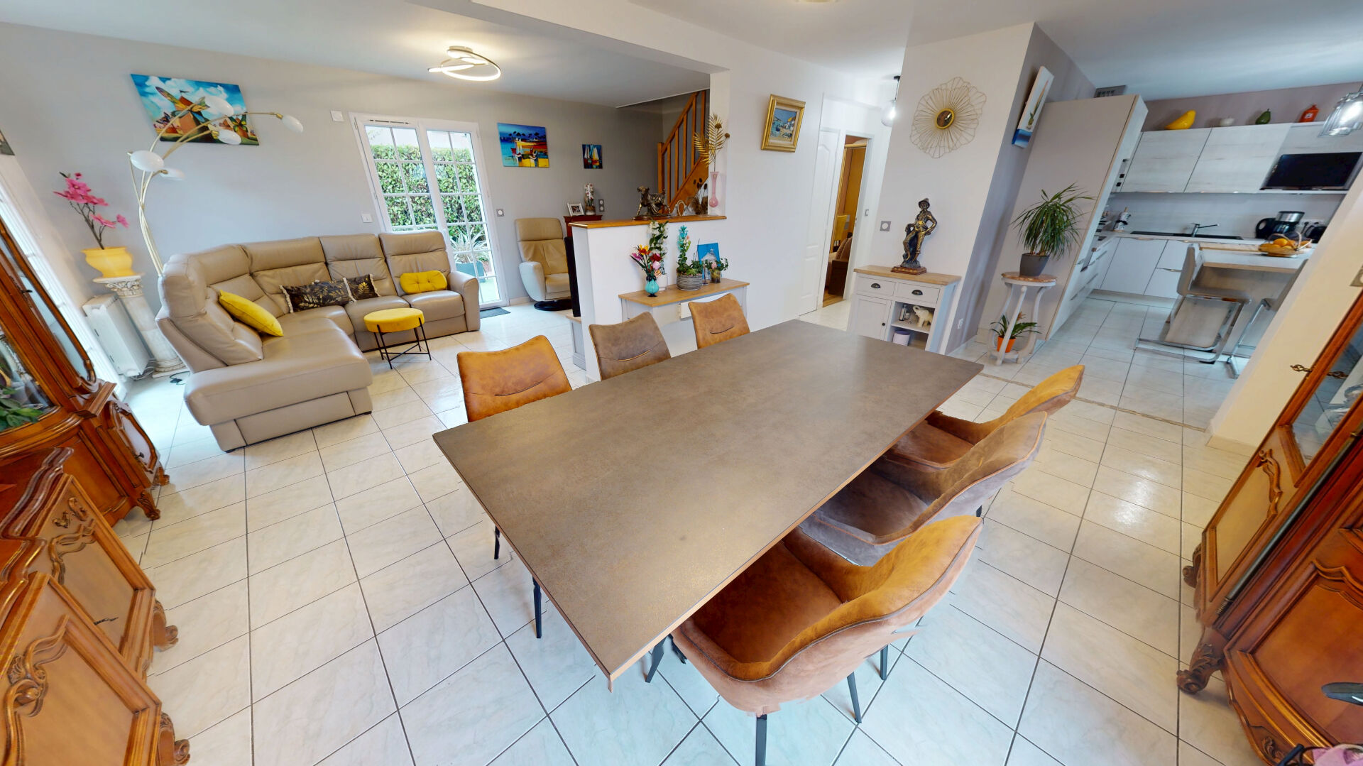 MAISON INDIVIDUELLE -  4 CHAMBRES - 10 MINS SUD DE CAEN