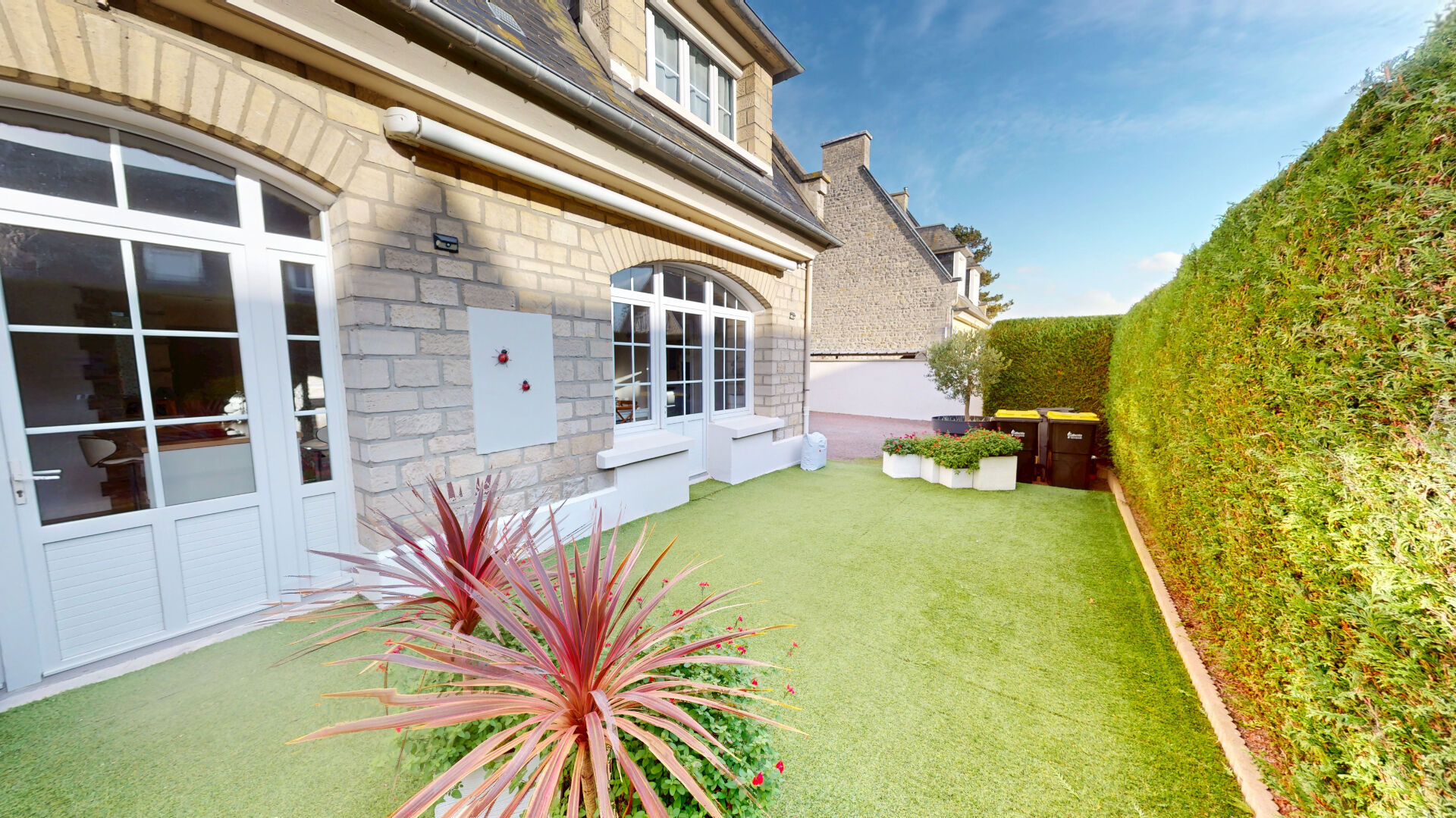 Agence immobilière de RUE DU PARTICULIER Bayeux