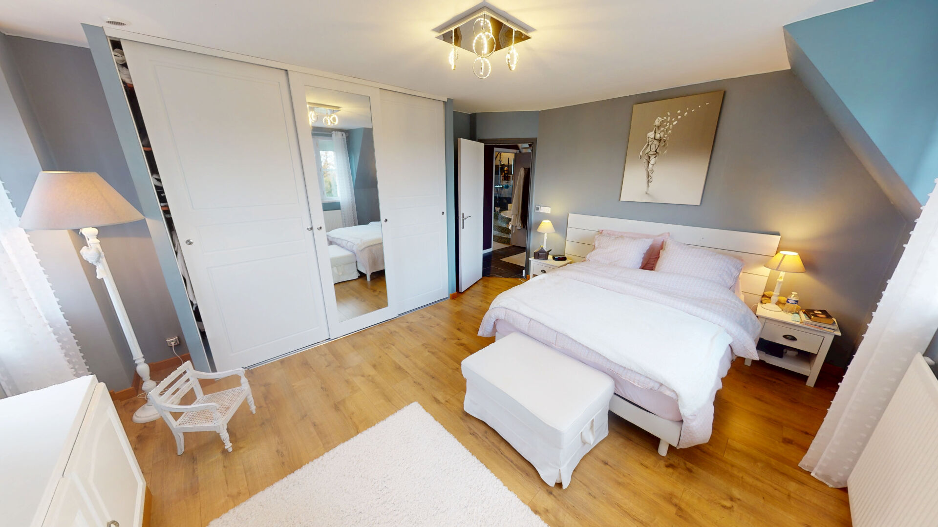 Photo MAISON DE 149 M2 AVEC VIE DE PLAIN-PIED - 4 CHAMBRES - PROCHE COMMODITÉS image 5/6