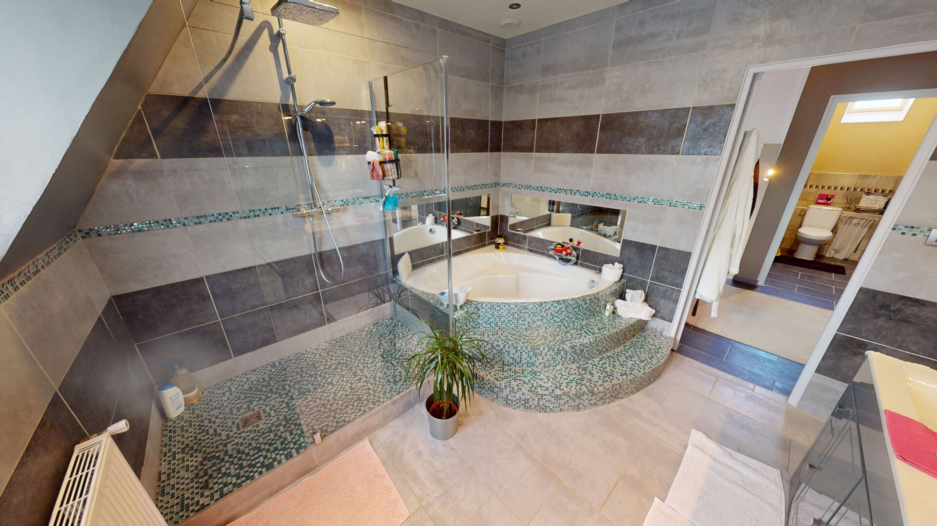 Photo MAISON DE 149 M2 AVEC VIE DE PLAIN-PIED - 4 CHAMBRES - PROCHE COMMODITÉS image 6/6