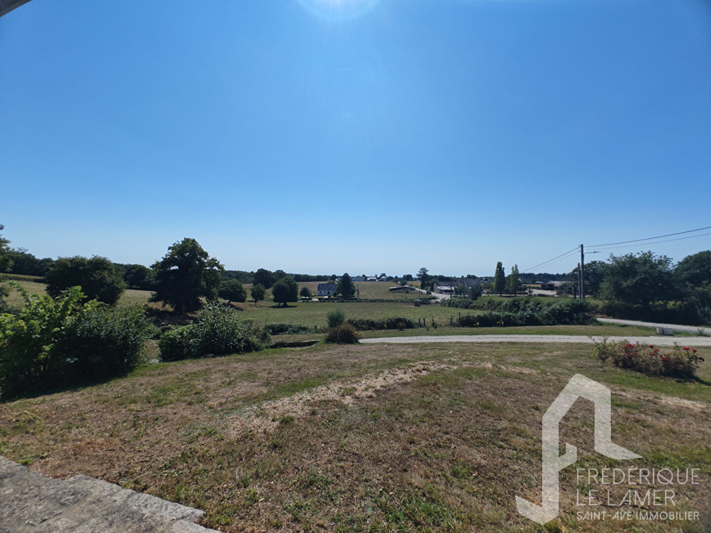 Photo Saint Ave 4 p 115 m² + ss-sol complet image 2/6