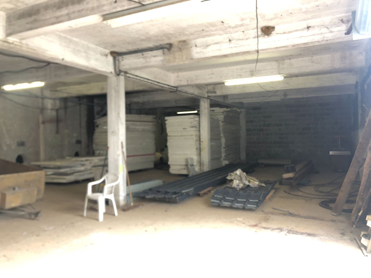 Photo Parking / box Fougeres image 3/6