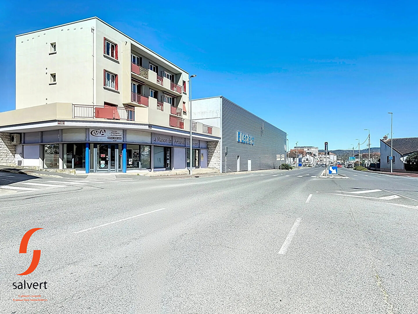 A vendre,  immeuble de rentabilité.