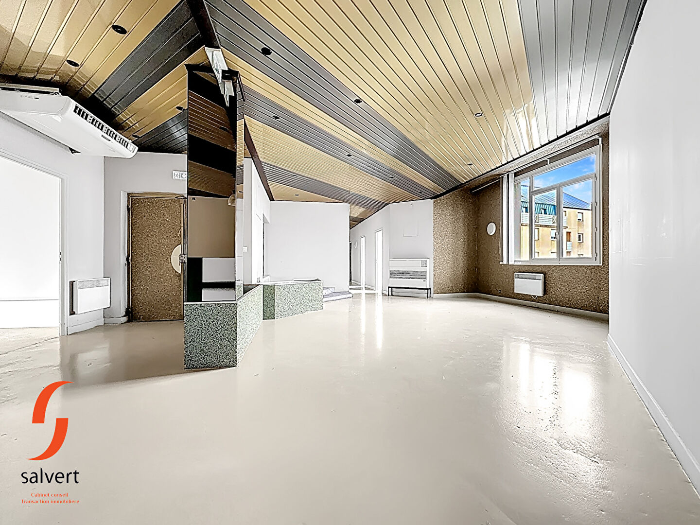 Photo A vendre bureau  212 m² avec ascenseur image 4/6