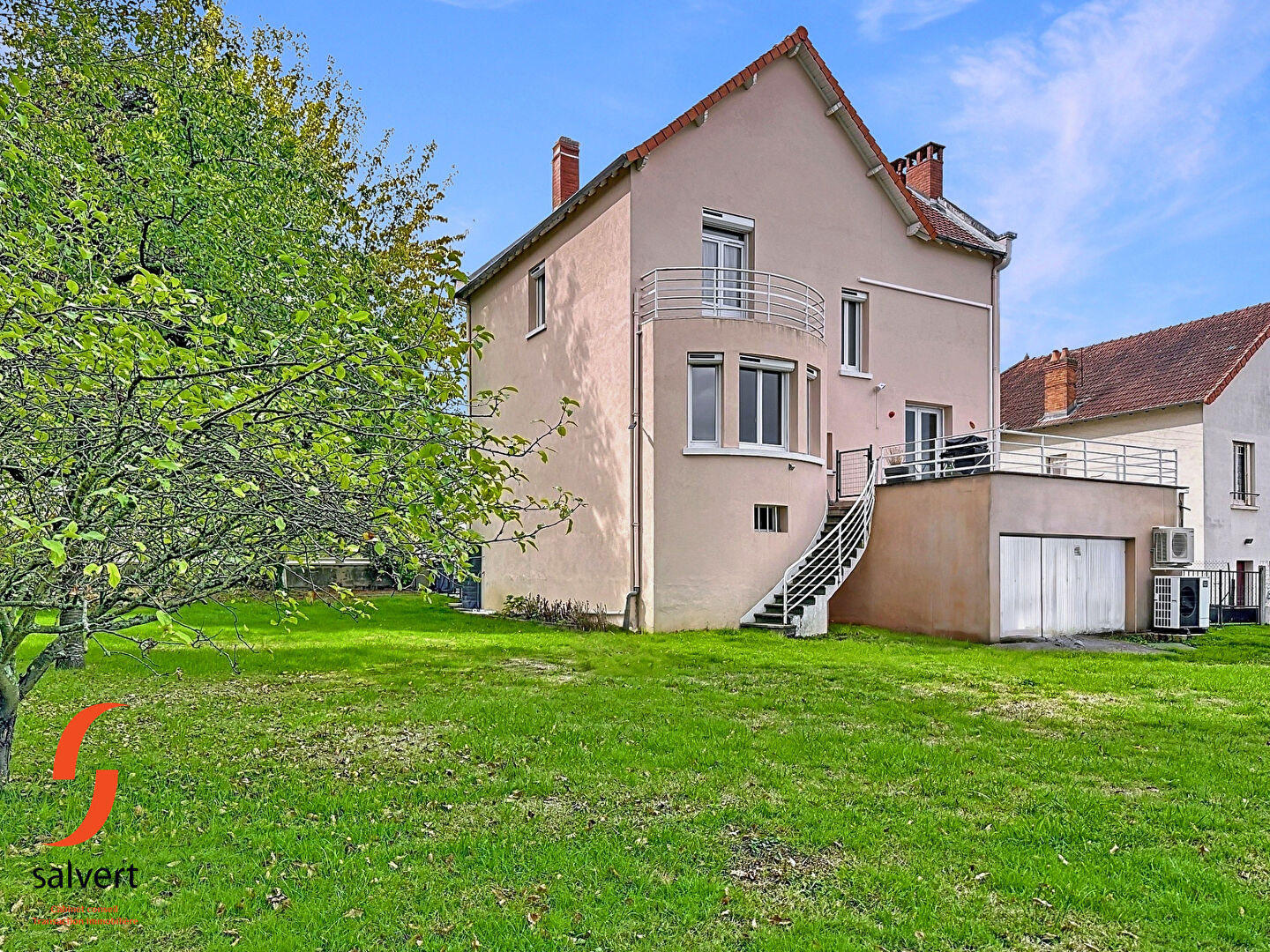 A vendre, Maison 4 chambres et un bureau.
