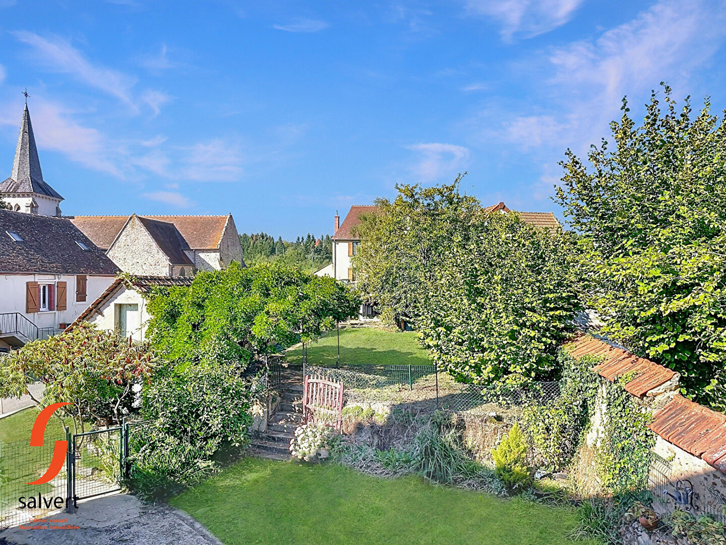 Photo A vendre Maison  278 m², 5 chambres, Jardin. image 2/6