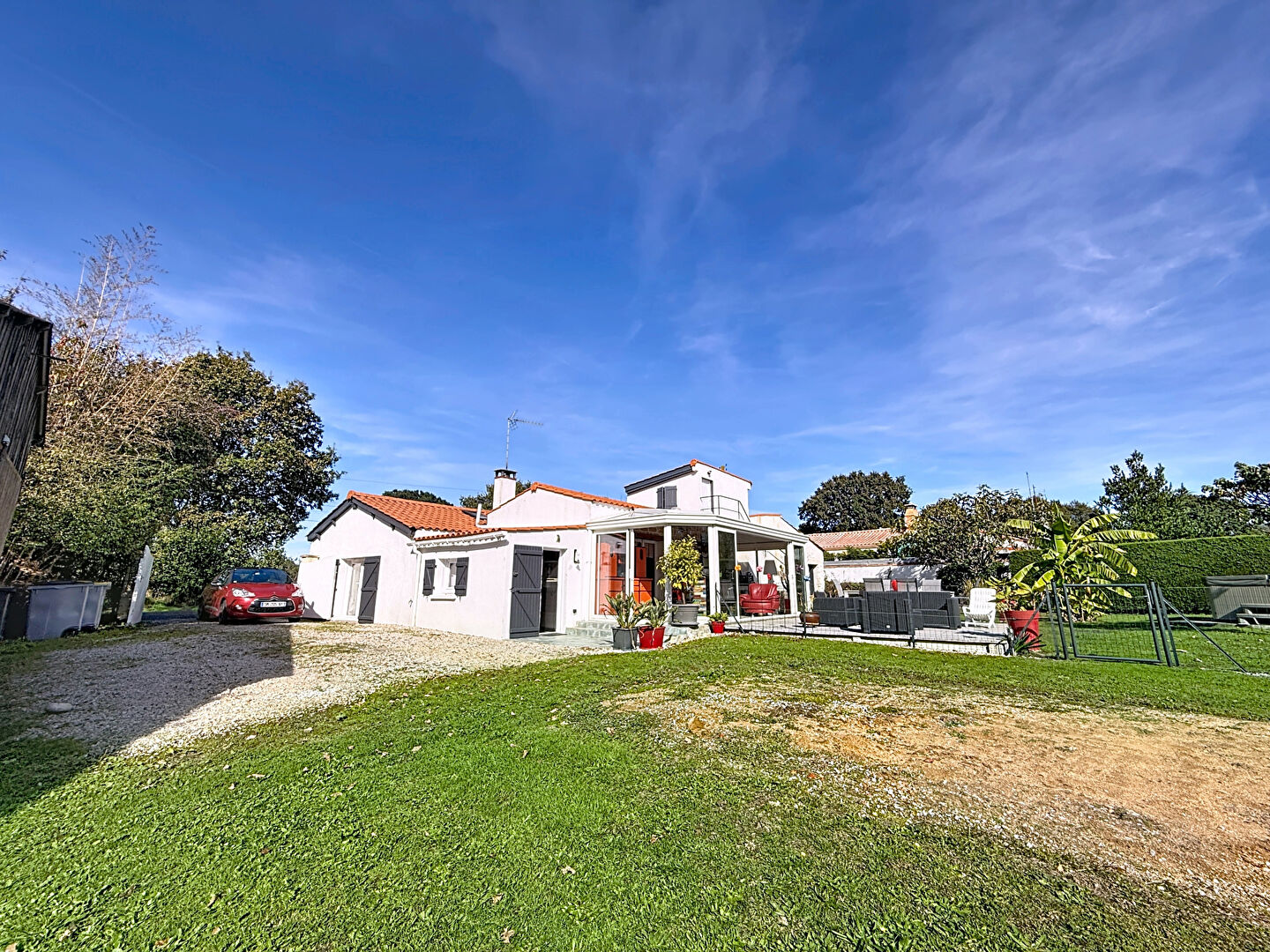 Maison Longère rénovée - 155m² - 3 chambres - Parc de 6641m²