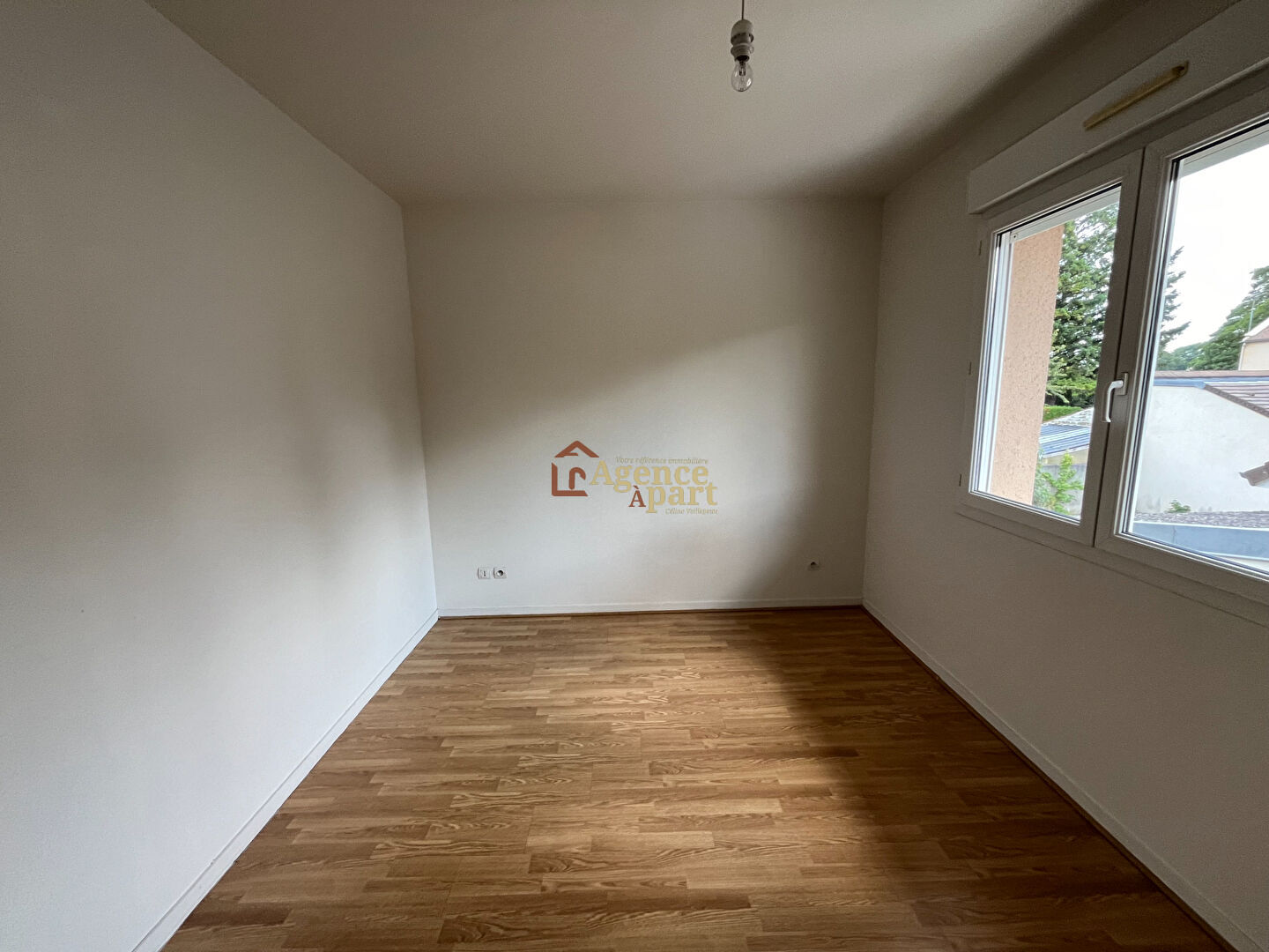 Photo Immeuble Sannerville - 5 appartements image 5/5