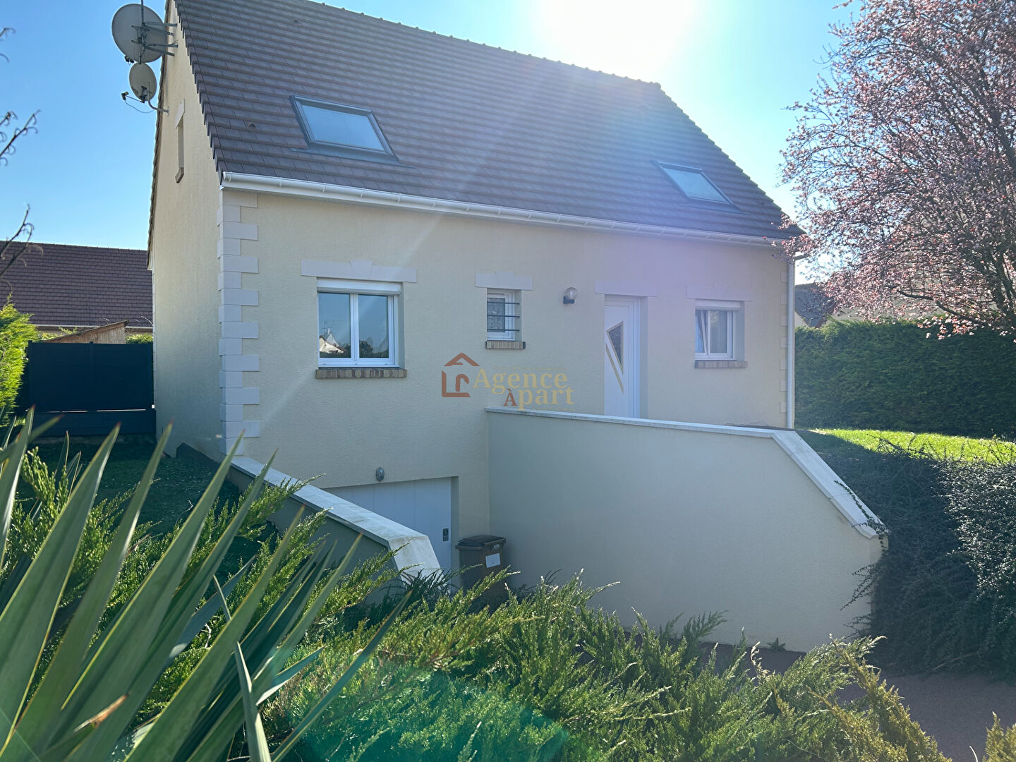 Agence immobilière de AGENCE A PART