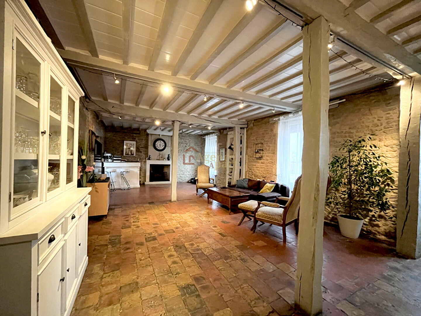 Agence immobilière de AGENCE A PART