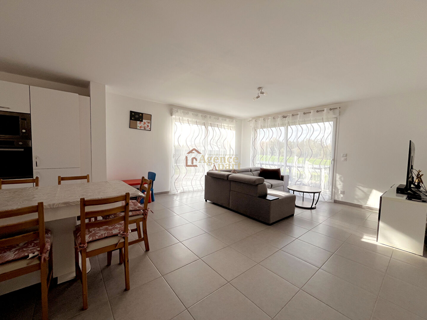 Photo Maison Vimont 6 pièces 115.68m² image 2/6