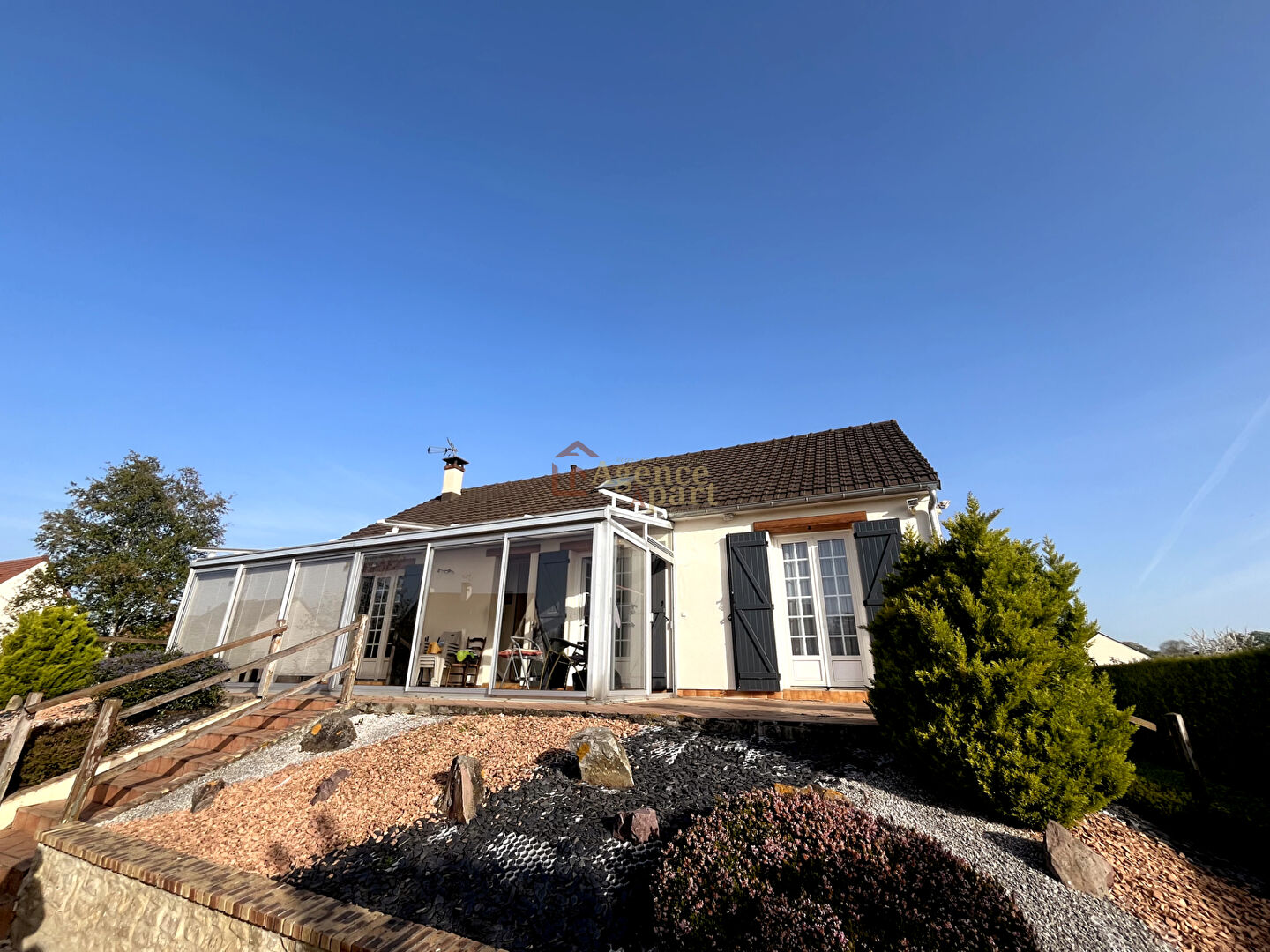 Agence immobilière de AGENCE A PART