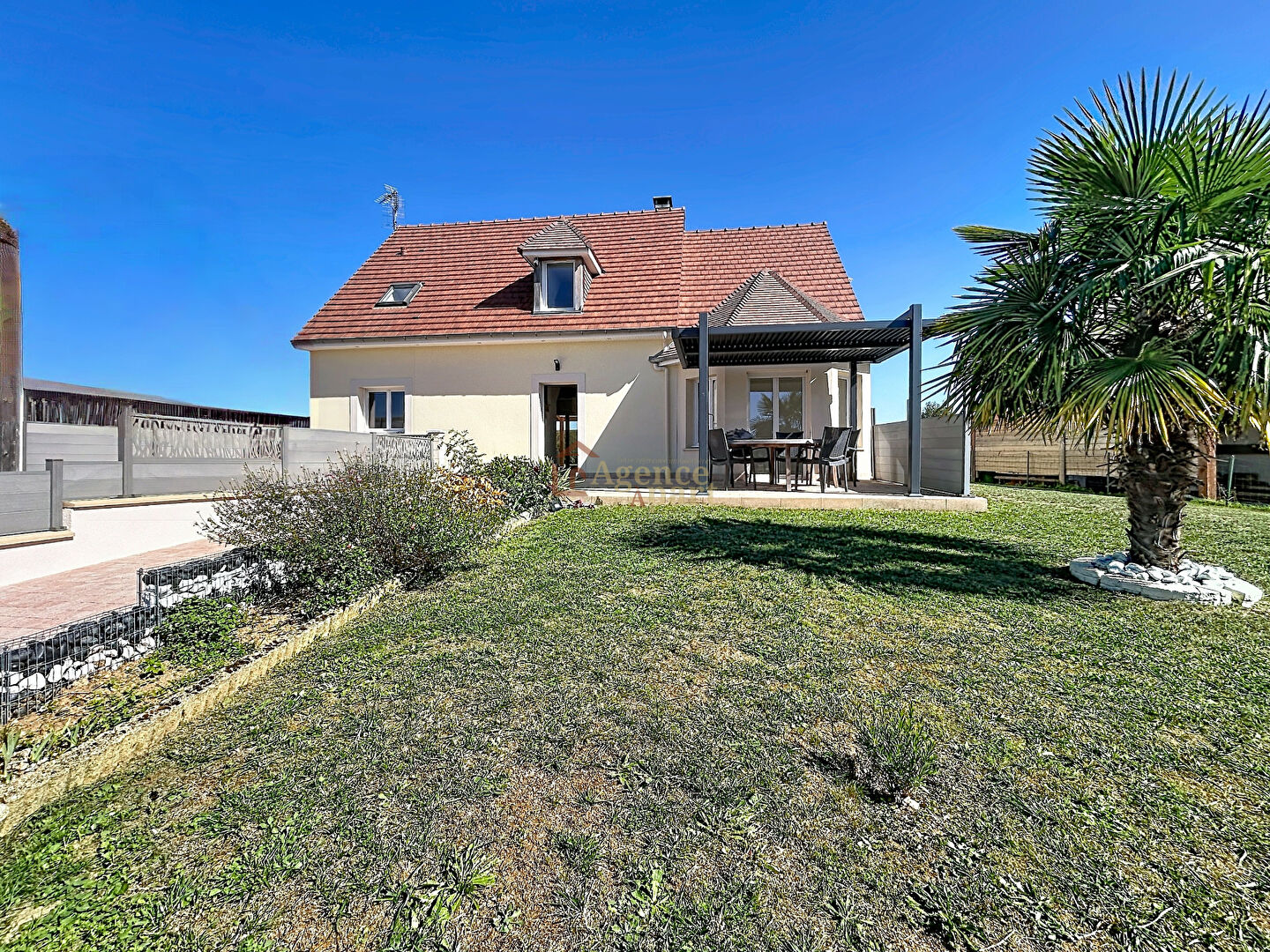 Agence immobilière de AGENCE A PART
