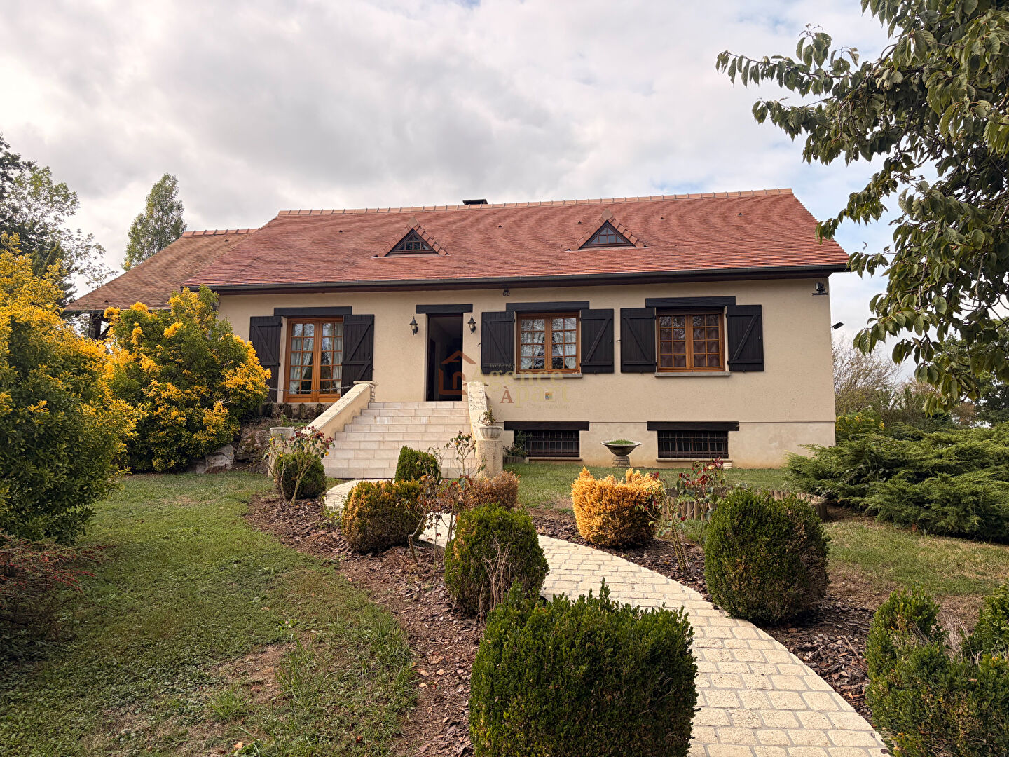 Agence immobilière de AGENCE A PART
