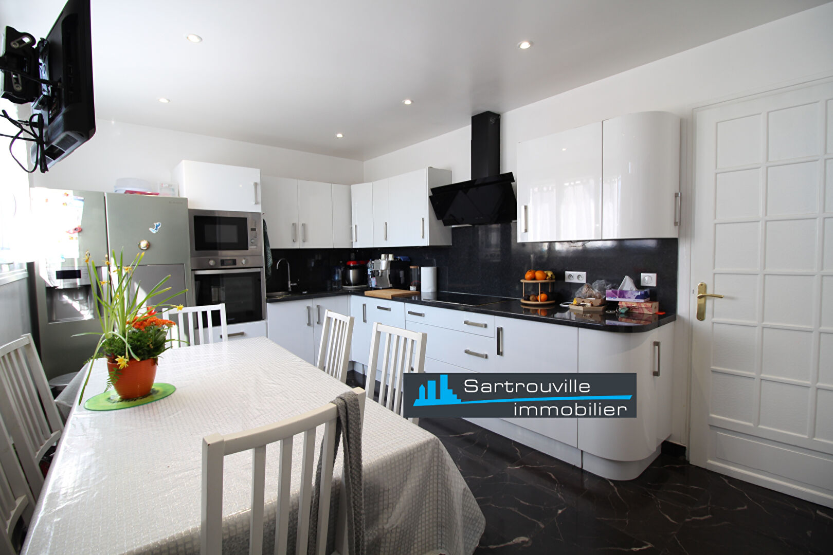 Photo Maison Sartrouville 10 pièce(s) 263 m2 image 4/6