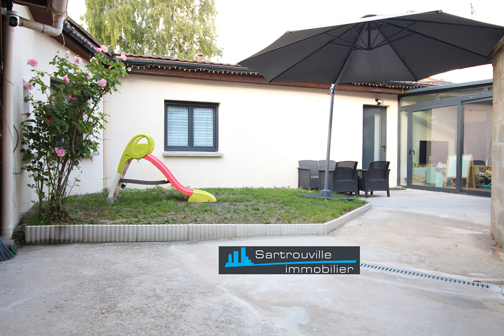 Local de 62 m² sur un terrain de 260 m²