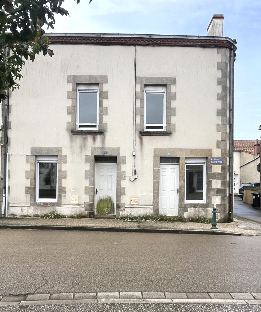 Maison Saint Martin Des Tilleuls 6 pièce(s) 4 CHAMBRES 154 m2