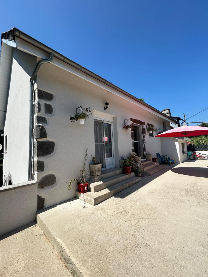 Maison de caractère Freix Anglards 7 pièce(s) 186 m2