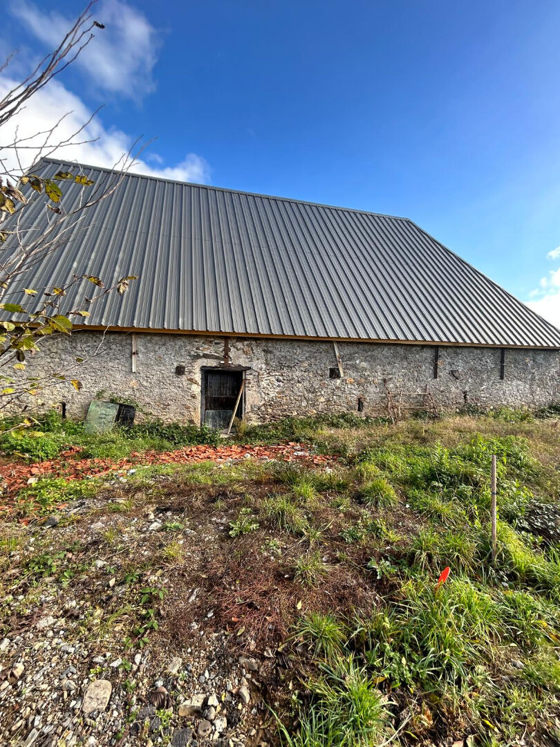 Grange Ytrac 1 pièce(s) 275 m2