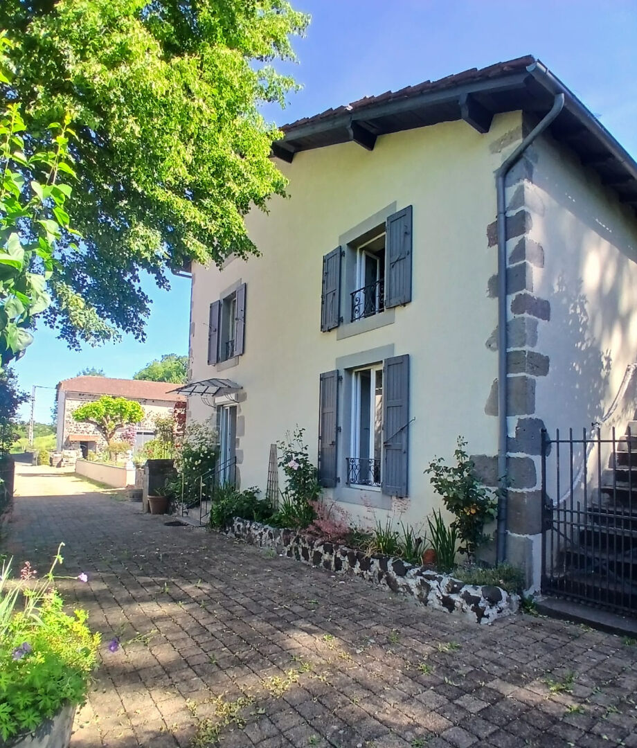 Ancien corps de ferme Aurillac Maison / Grange/Étable/Annexes