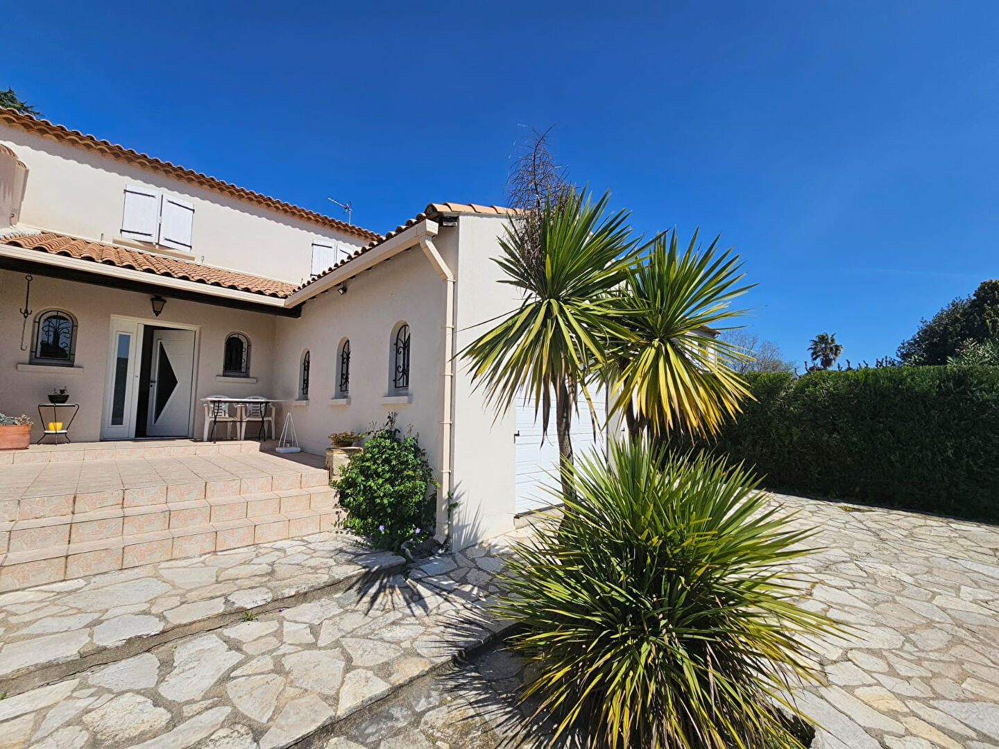 EXCLU A VENDRE JUVIGNAC CENTRE MAISON DE CARACTERE 167 M2 TERRAIN  GARAGE PISCINE