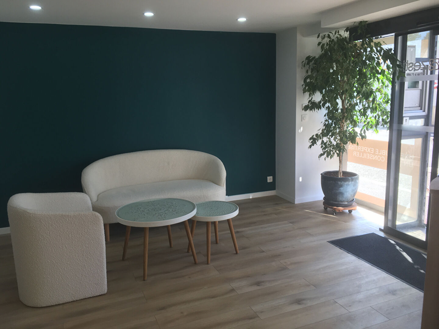 Photo RAMBOUILLET - LOCAL COMMERCIAL - 64 m2 image 3/6