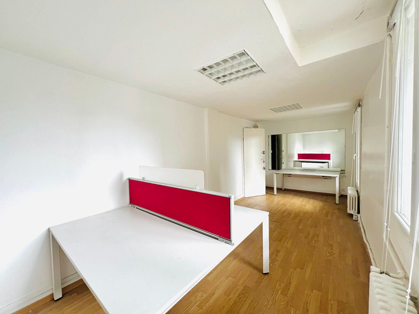 Photo IVRY SUR SEINE - BUREAU / ATELIER - 17,30 m2 image 2/6