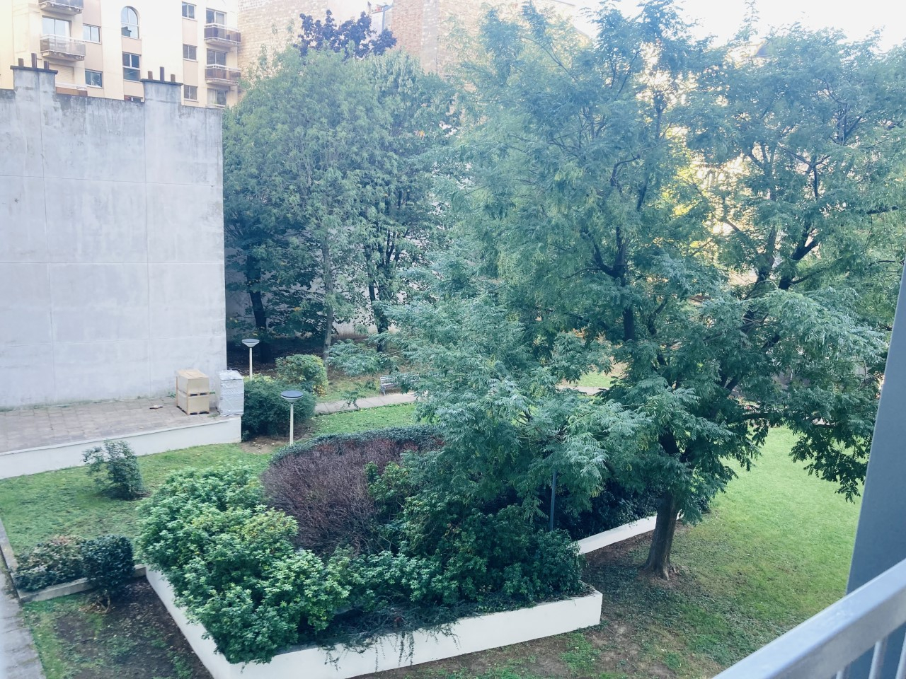 PARIS 14e - STUDIO Meublé - PARC MONTSOURIS - 34,13 m²