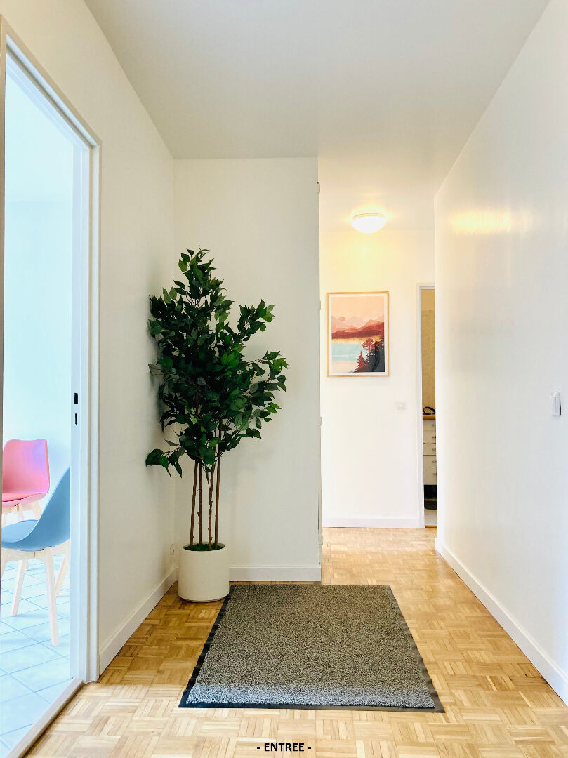 Photo LIVRY GARGAN - BUREAU D'AVOCAT AVEC PARKING - 10 m² image 3/6