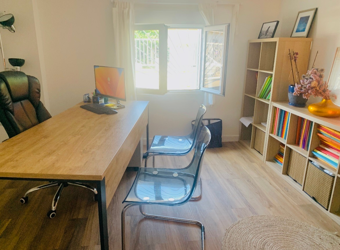 Photo BOBIGNY - BUREAU D'AVOCAT - 13,94 m2 image 2/6