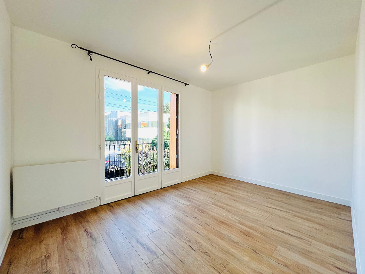 Photo BOBIGNY - BUREAUX D'AVOCAT image 2/6