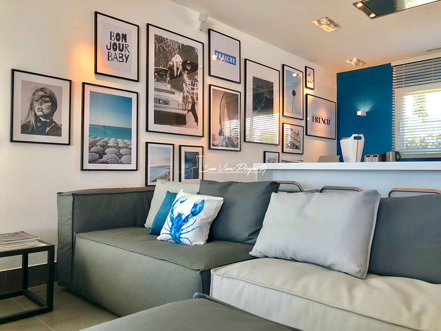 Photo VILLA CONTEMPORAINE DE 250M2 RENOVEE AVEC VUE MER PANORAMIQUE 5 CHAMBRES POOL HOUSE  ET DOUBLE GARAGE, AUX ISSAMBRES image 5/6