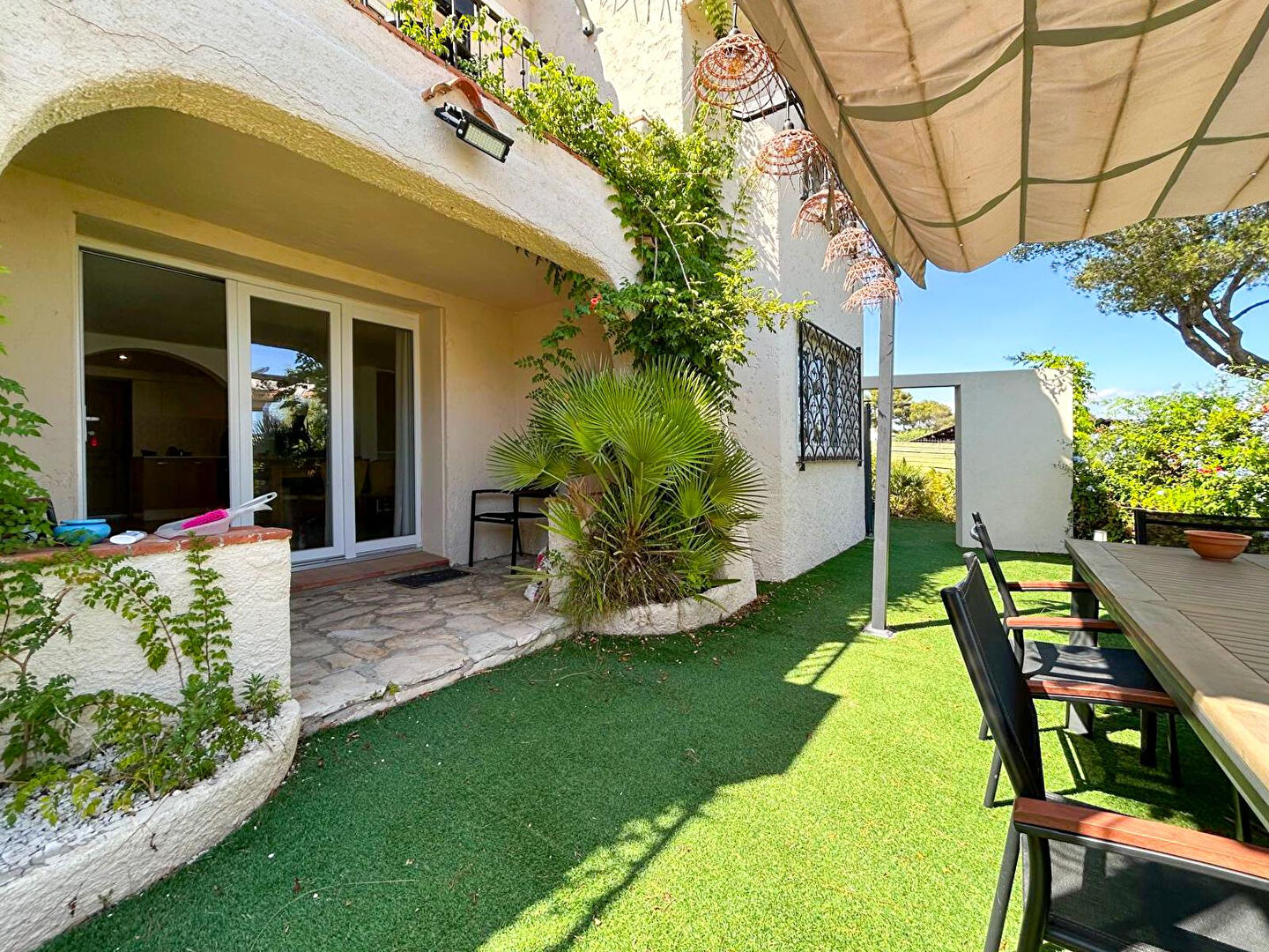 Photo VILLA PROVENCALE 7 PIECES DE CHARME AVEC VUE MER ET APPARTEMENT, A SAINT AYGULF image 3/6