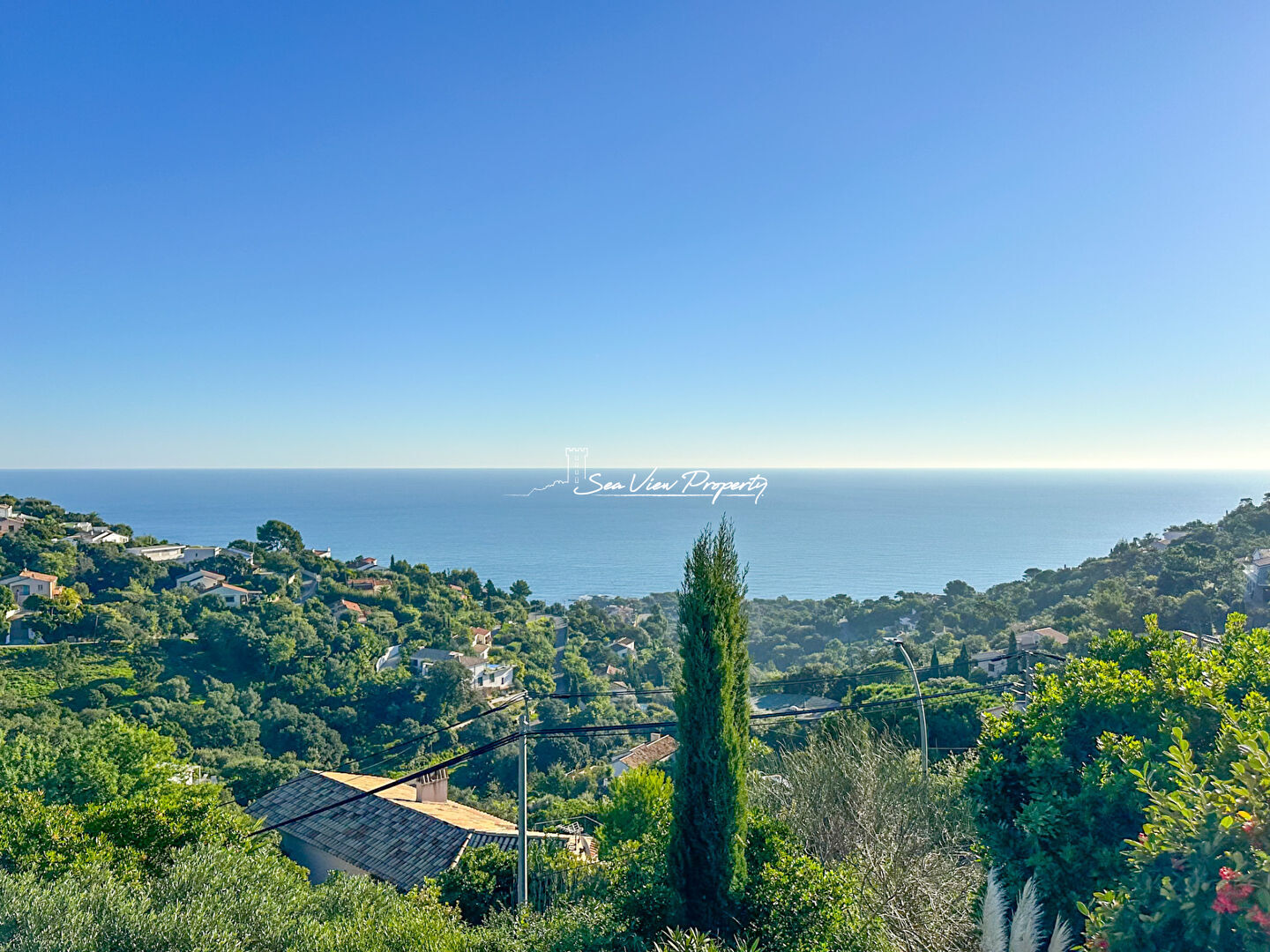 Photo A VENDRE VILLA VUE MER 4 CHAMBRES GRAND TERRAIN PISCINE GARAGE PARKINGS image 1/6