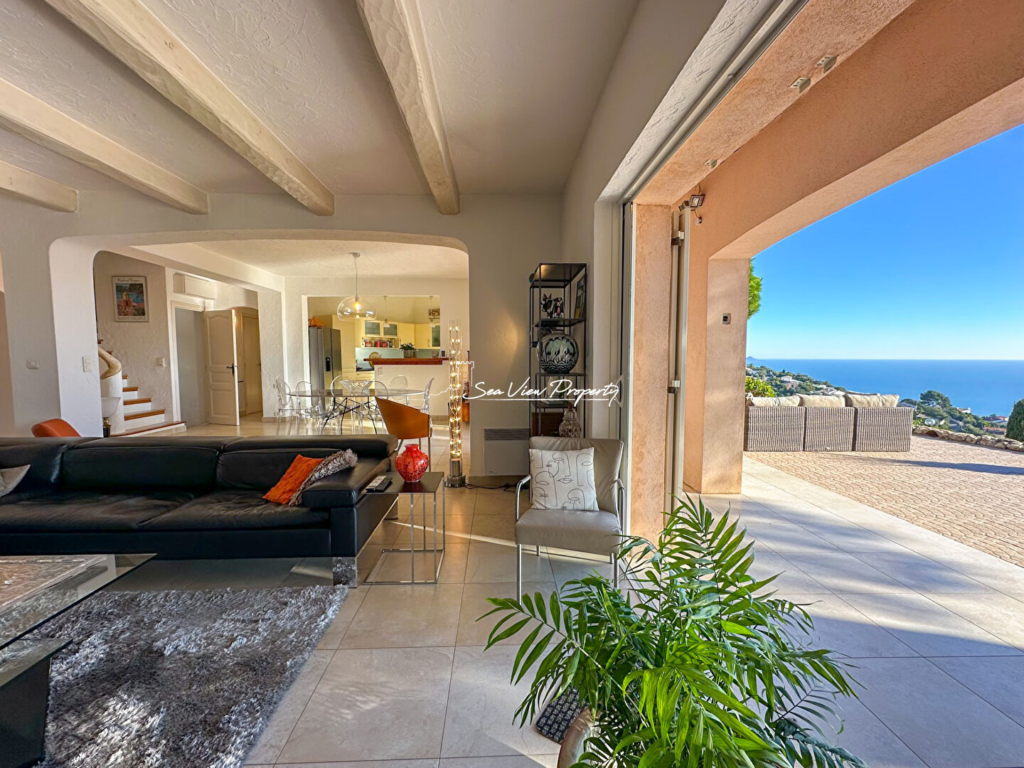 Photo A VENDRE VILLA VUE MER 4 CHAMBRES GRAND TERRAIN PISCINE GARAGE PARKINGS image 3/6