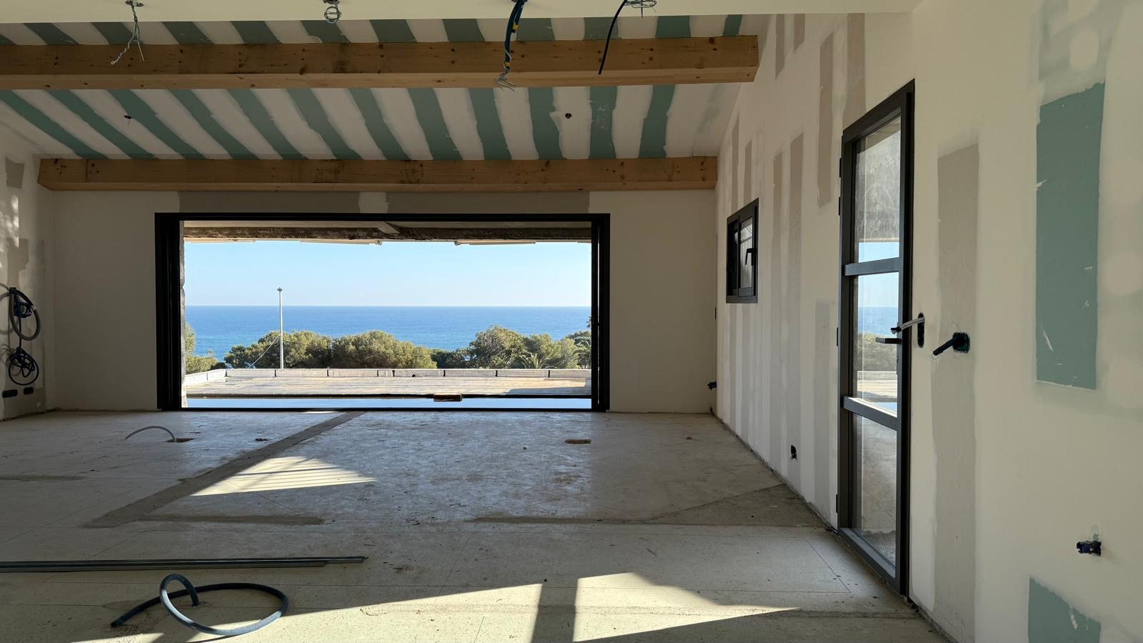 Photo A VENDRE VILLA NEUVE VUE MER 4 CHAMBRES PISCINE PARKING PLAGES A PIED LES ISSAMBRES image 5/6