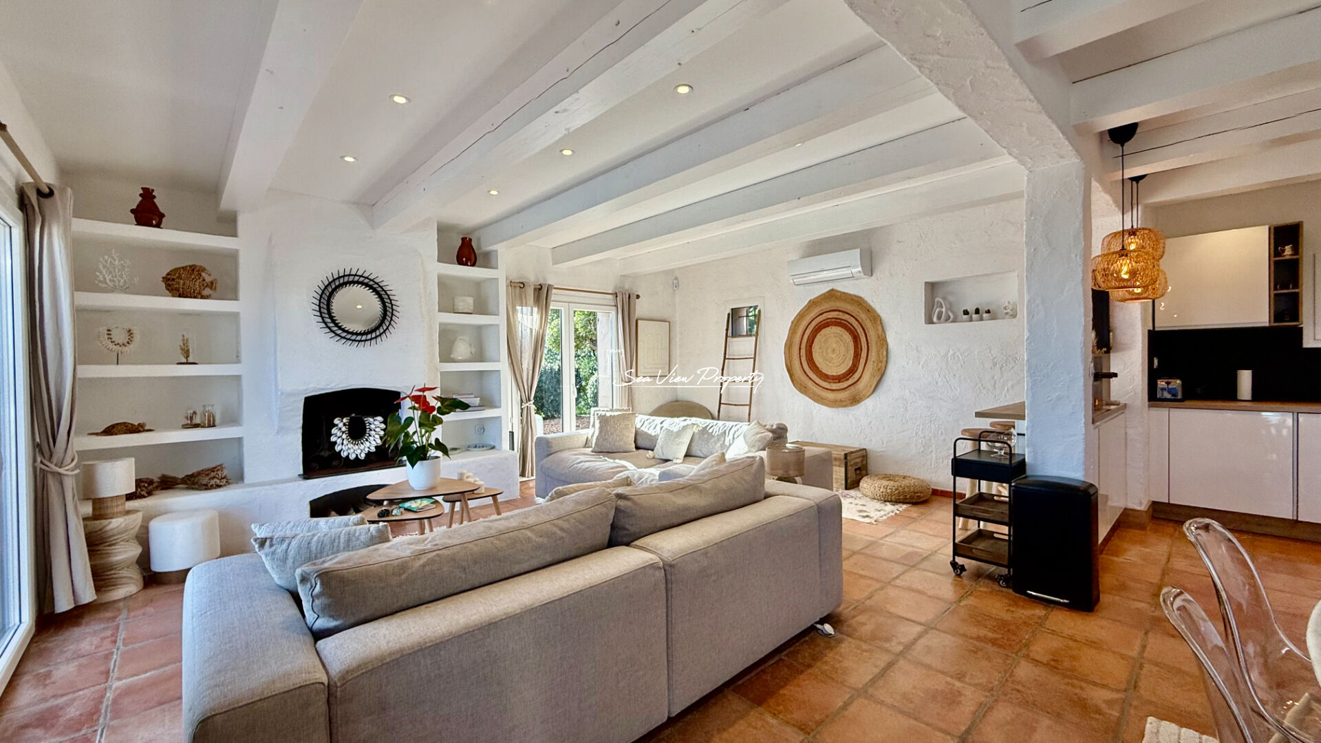 Photo VILLA PROVENÇALE AVEC VUE MER PANORAMIQUE, 5 CHAMBRES, PISCINE À DÉBORDEMENT, AUX ISSAMBRES image 6/6