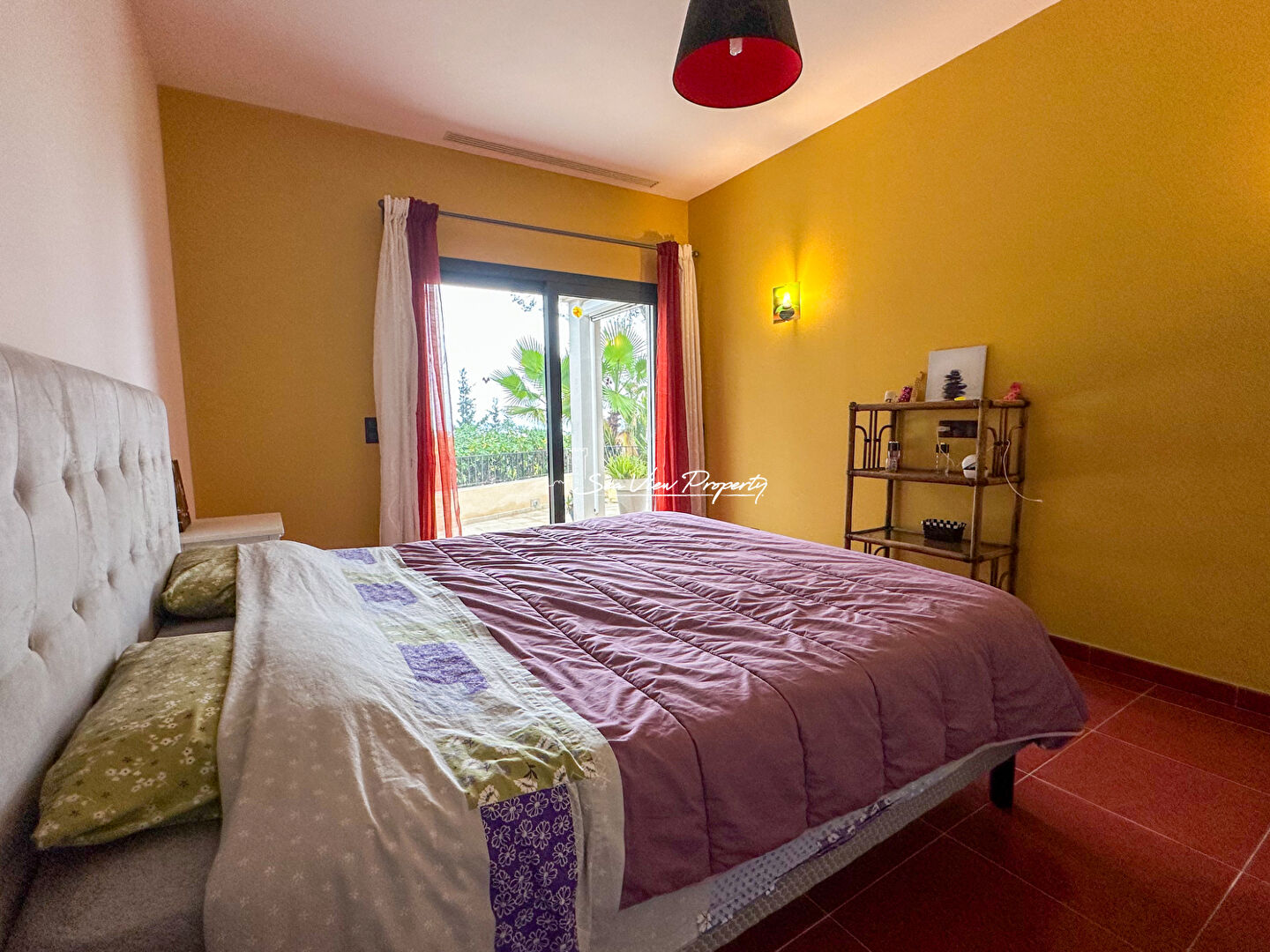 Photo Villa a sainte maxime de 242m2 de type provencale vue sur le golfe de sainte tropez image 6/6