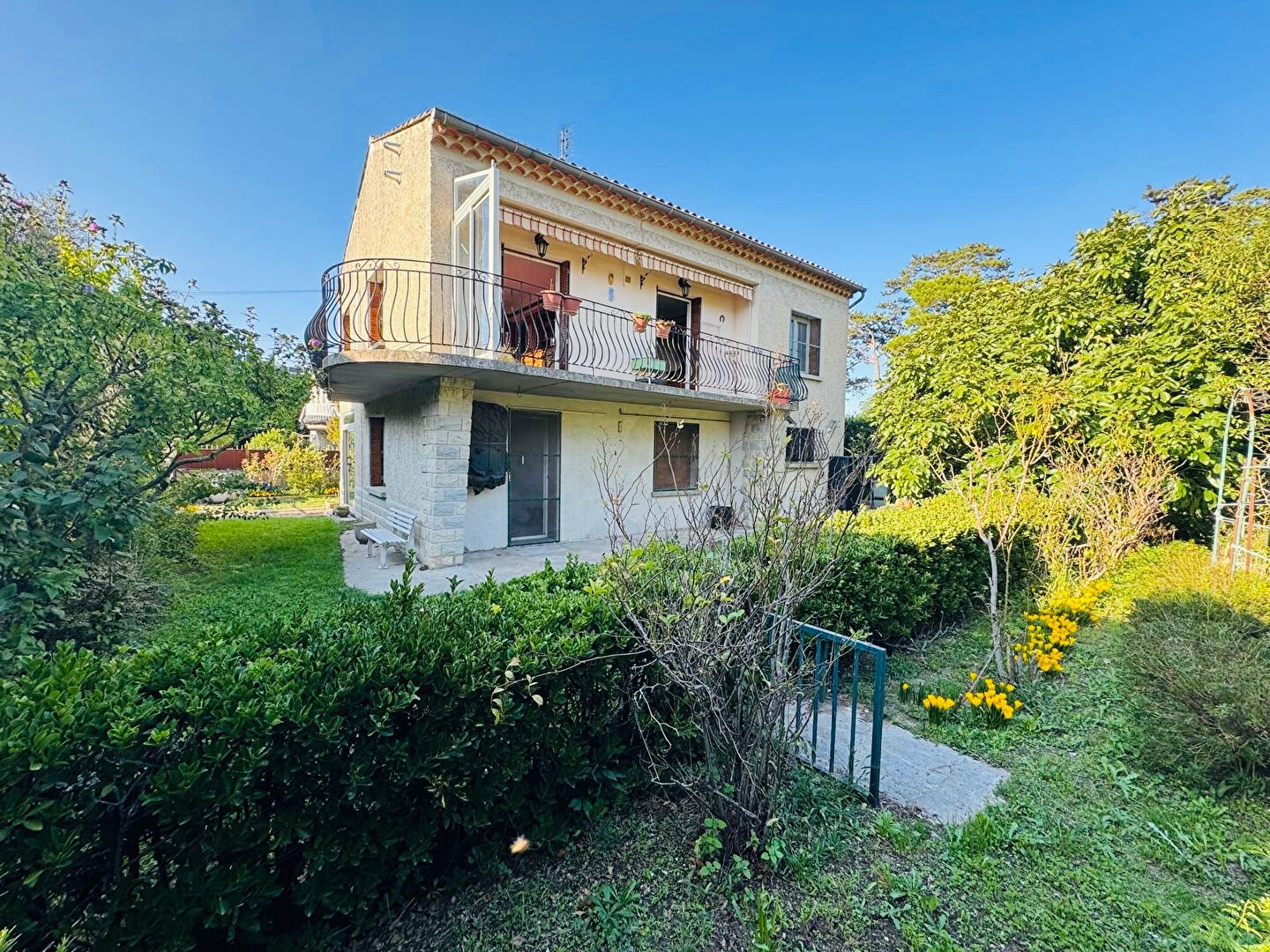 Charmante maison secteur calme et résidentiel