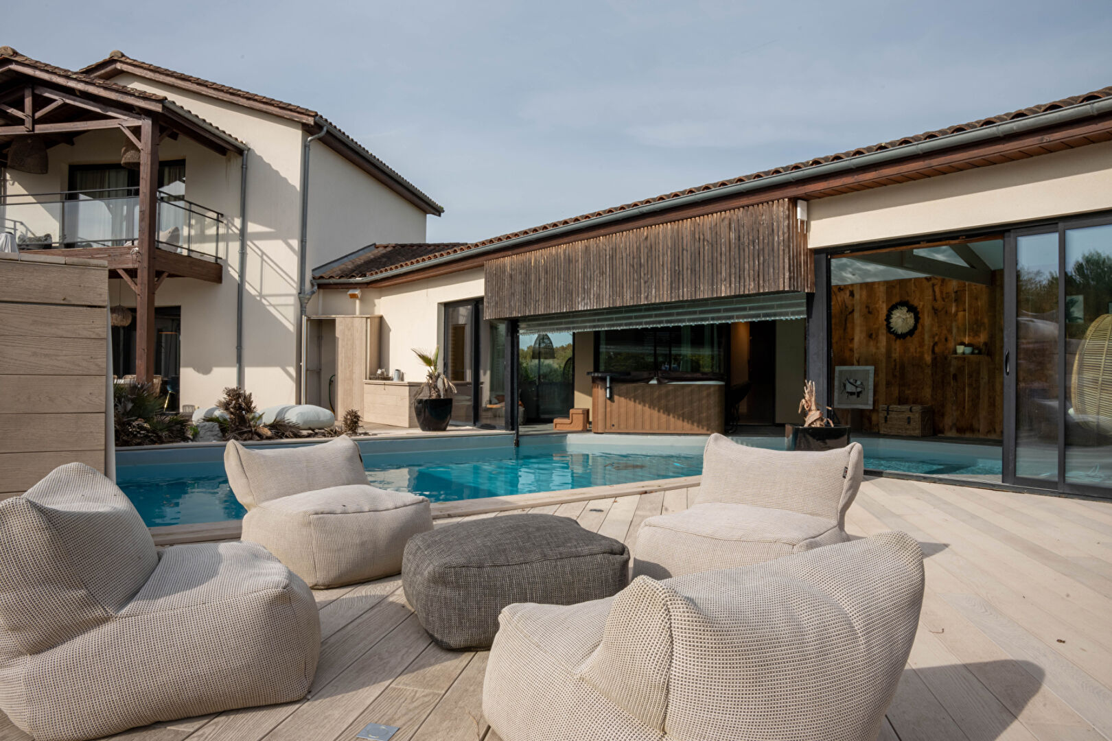 Agence immobilière de Shaker Merignac