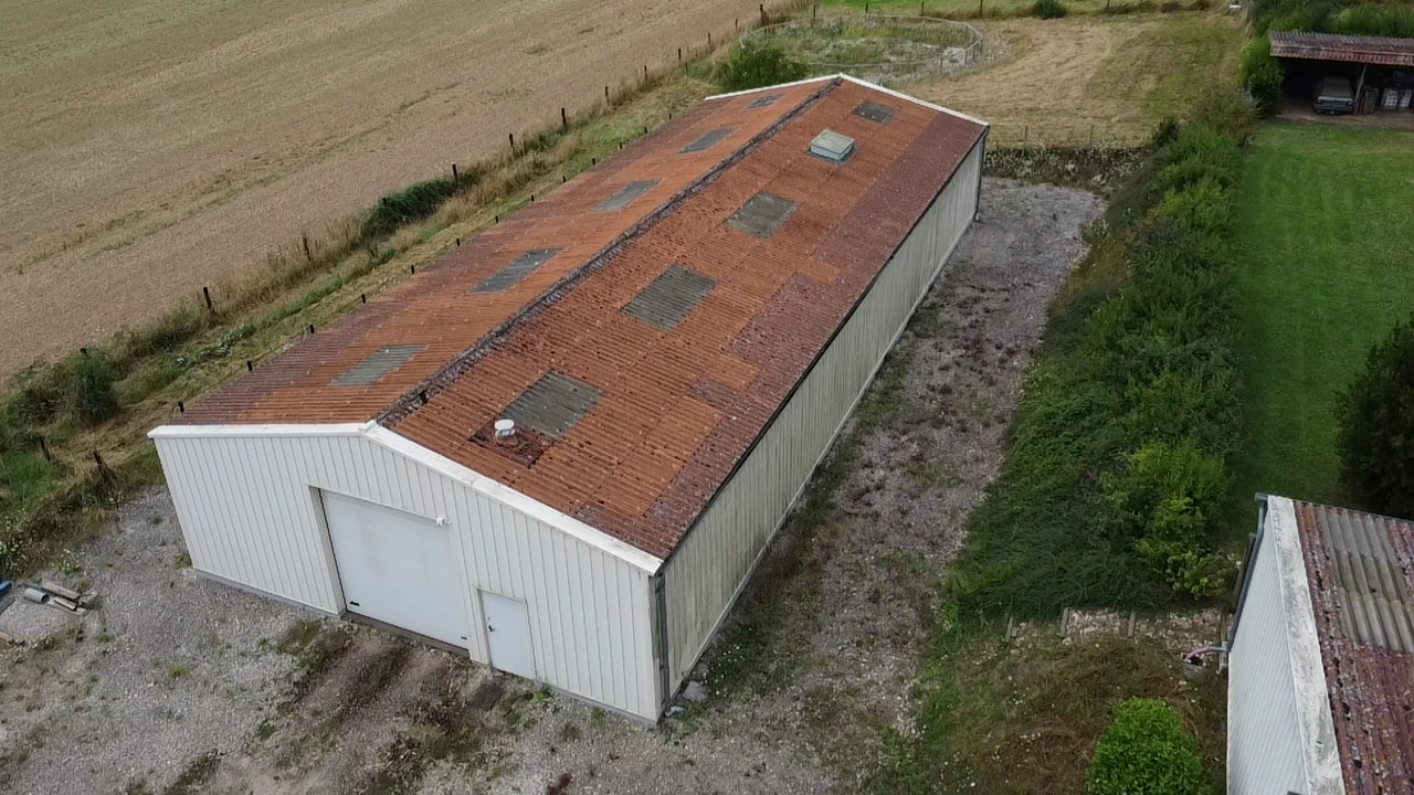 Photo 5 Minutes Courville Sur Eure / Bâtiment industriel, Hangard, entrepôt, idéal pour artisans de 360 m² image 2/3