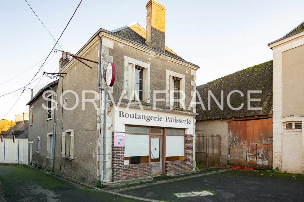 Photo Immeuble Dun Le Poelier 5 pièce(s) 135 m2 image 1/6