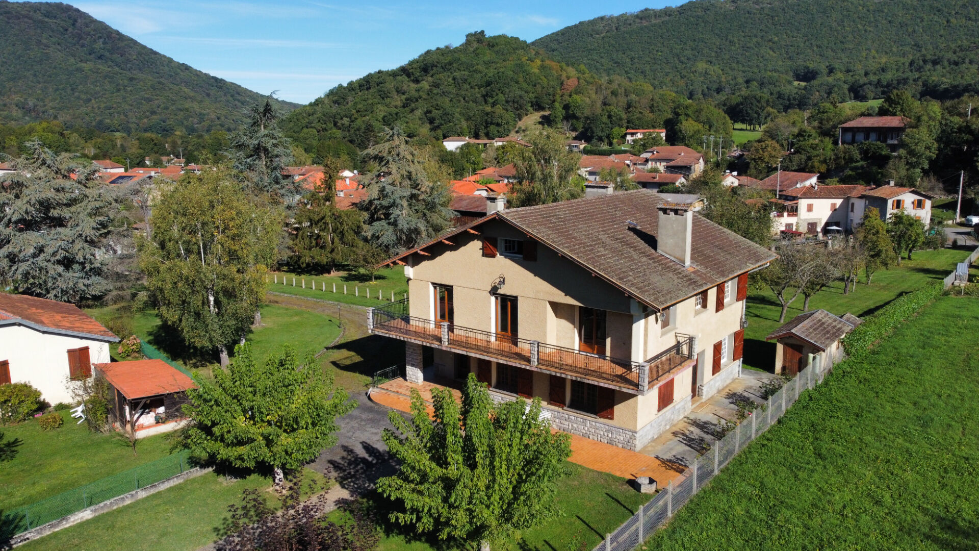 Photo Maison 14 pièces 278 m² image 3/6