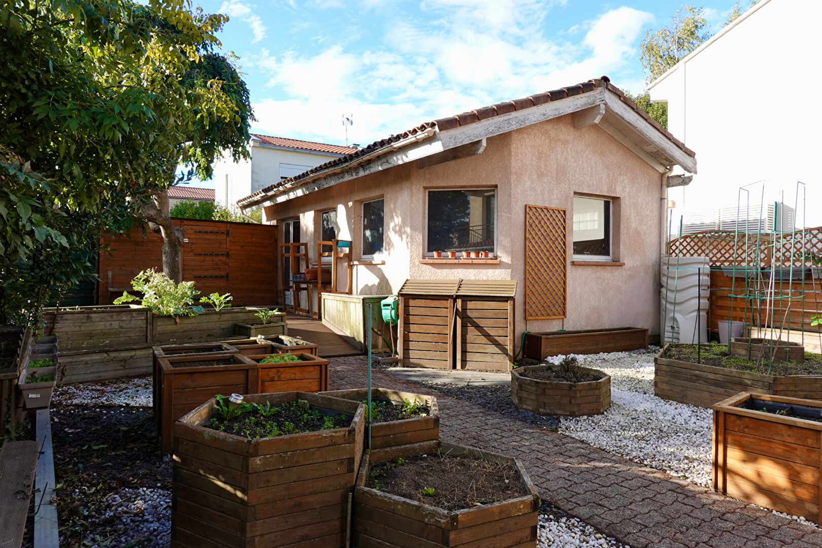 Photo BELLE MAISON DE 246 M2 AVEC DEPENDANCE - SAINT-JEAN image 5/6