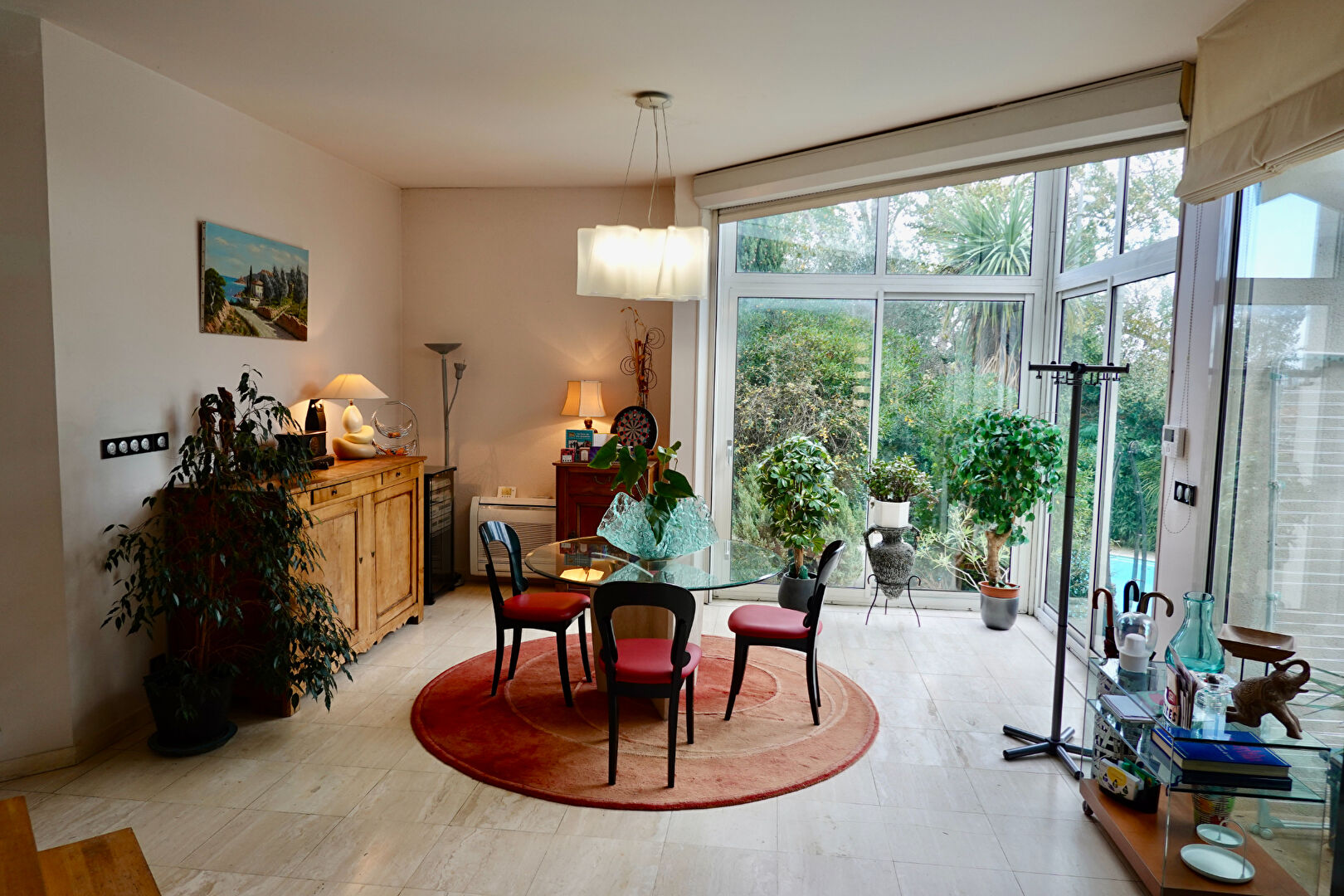 Photo MAISON DE 302 M2 AVEC PISCINE - COTE PAVÉE image 3/6