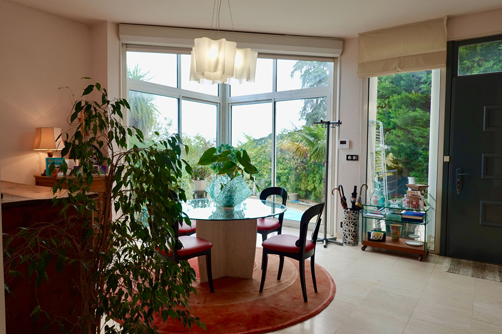 Photo MAISON DE 302 M2 AVEC PISCINE - COTE PAVÉE image 4/6