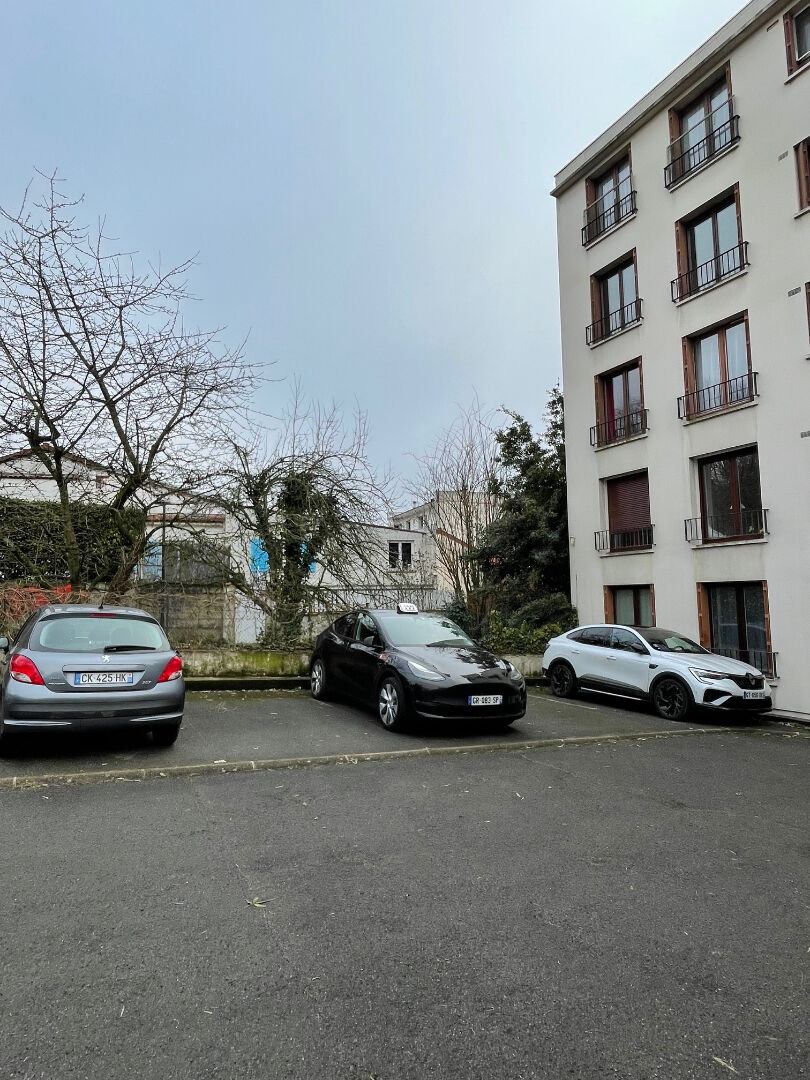 Photo Parking image 3/4