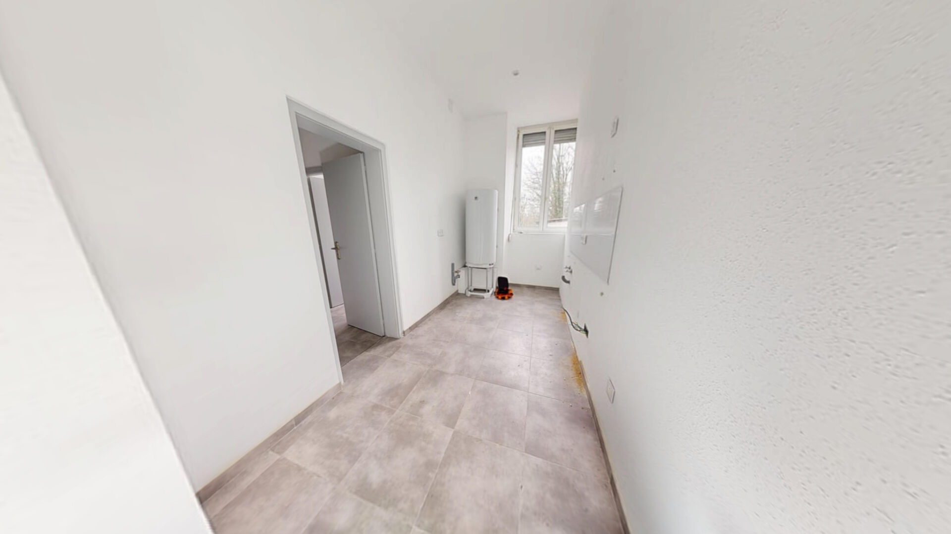 Photo Appartement 4 pièces à louer à Mulhouse image 2/6