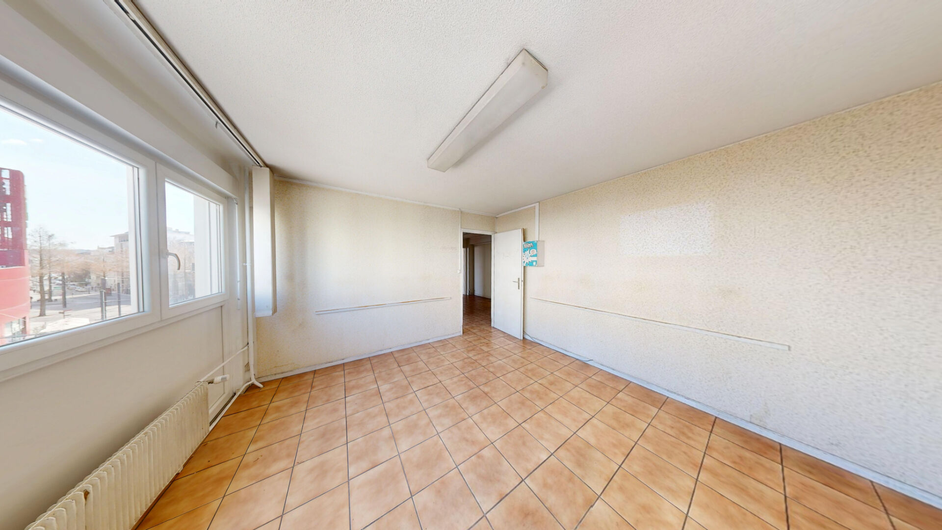 Photo À LOUER : Plateau professionnel à Mulhouse. Emplacement stratégique avec parking & prix attractif ! image 4/6