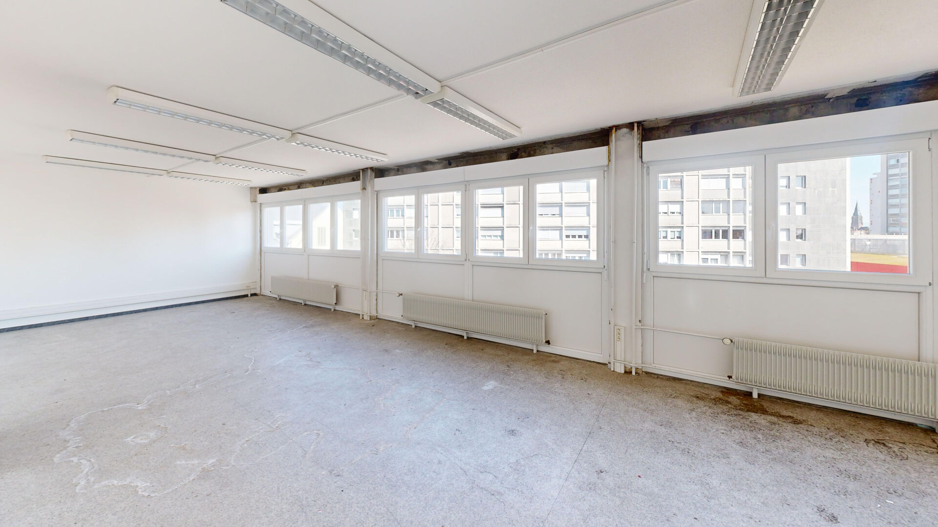 Photo À LOUER : Plateau professionnel à Mulhouse. Emplacement stratégique avec parking & prix attractif ! image 6/6